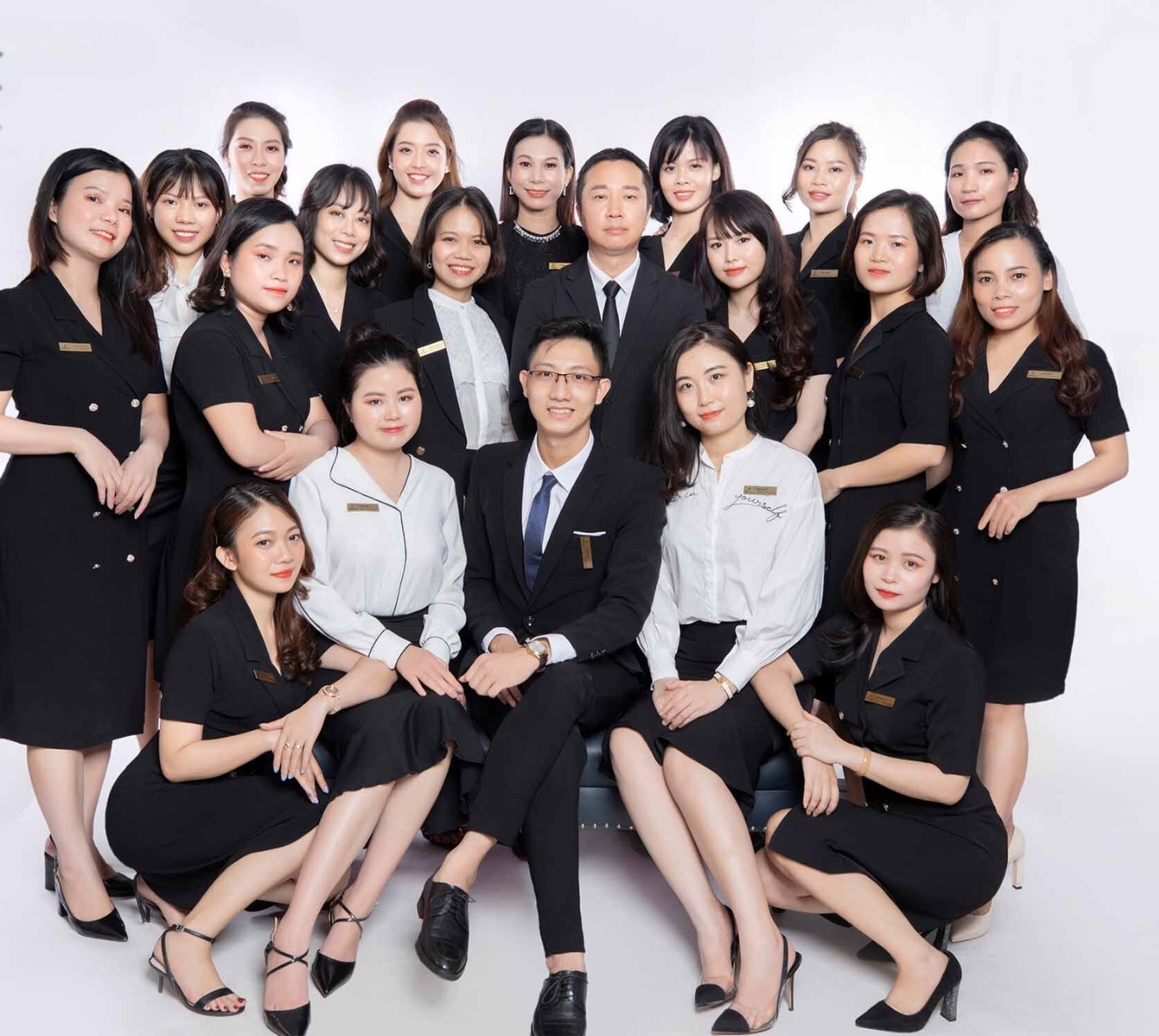 Tổng quan về quần đồng phục công ty